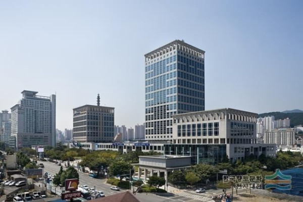 부산광역시청1.jpg