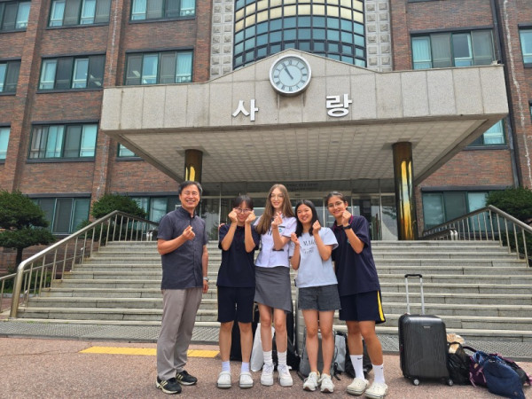 사본 - 260728 안산동산고, 미국,불가리아 교환학생과 함께한 국제교류 프로그램 운영(사진1).jpg