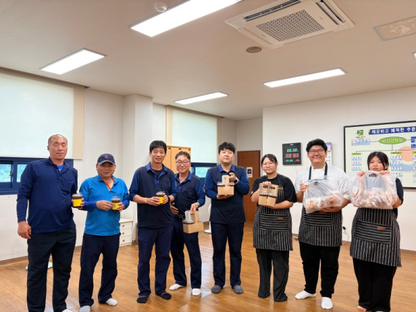[0902]7.사진자료(강릉정보공업고 조리제빵과, 무더위 식히는 