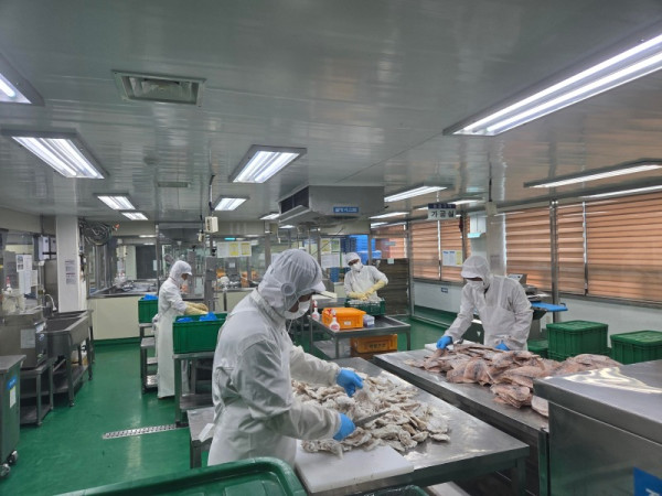 수원특례시학교급식식자재공급업체불시점검…10곳모두‘우수’.jpg