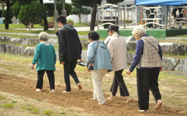 [1028]10.사진자료(간동고등학교, 교육부 ‘2026 농어촌 참 좋은 학교’ 최종 선정)(1).jpg